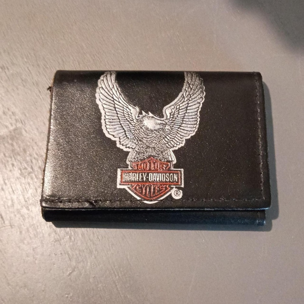 Authentic vintage late 20th-century Harley-Davidson black leather wallet
